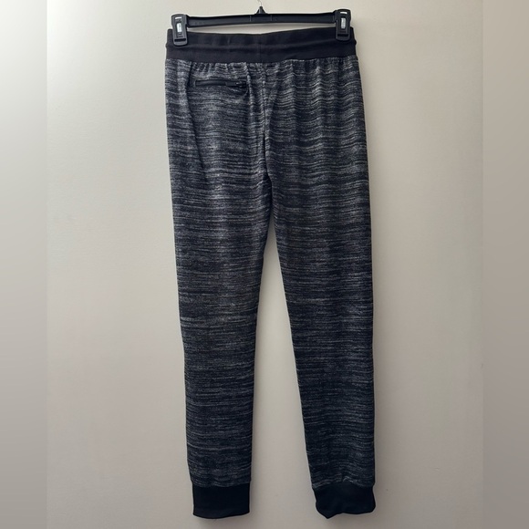 Steve Madden Black and Gray Jogger Sweatpants with Elastic Cuffs - Picture 5 of 5